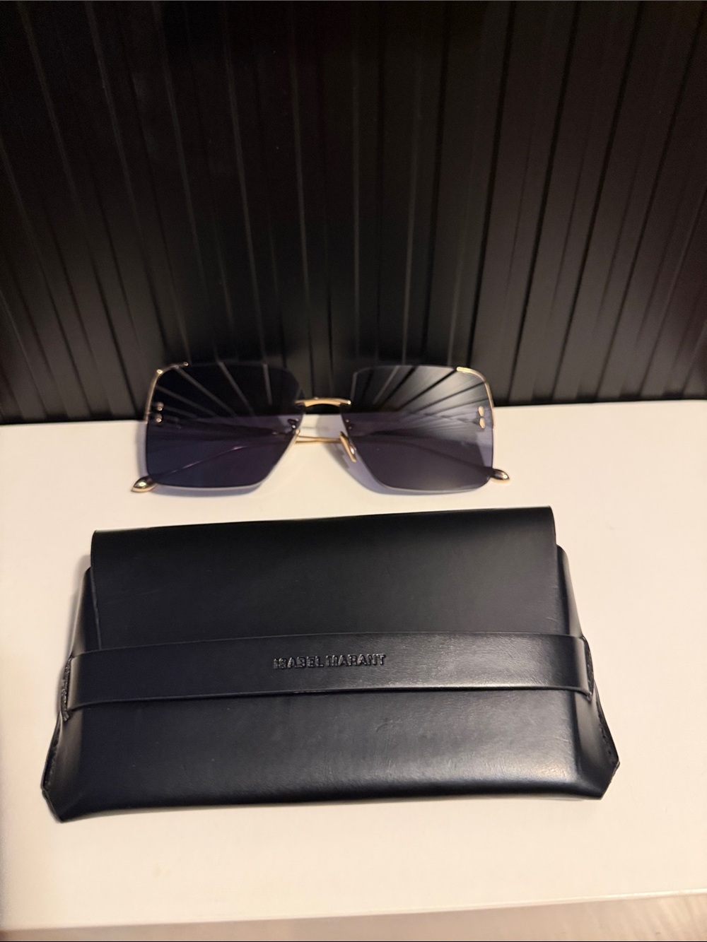 Isabel Marant Women's Black Sunglasses with Case